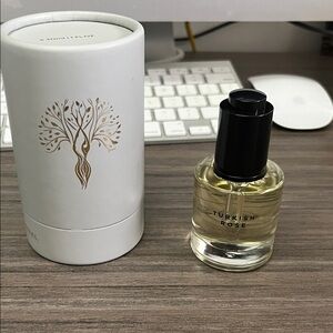 Turkish Rose Body Oil by - Black and Gold